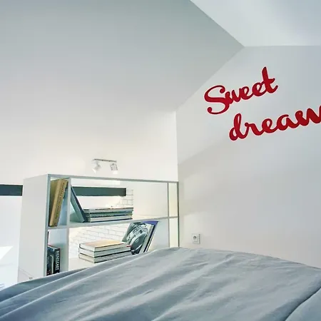 Charming In Old Town Apartment