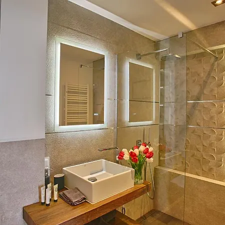 Charming In Old Town Apartment Krakau